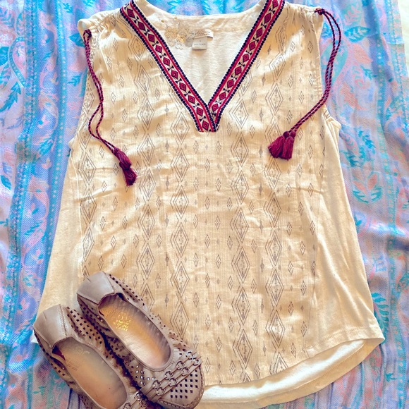 Lucky Brand Tops - Sleeveless bohemian top with tassels on shoulders